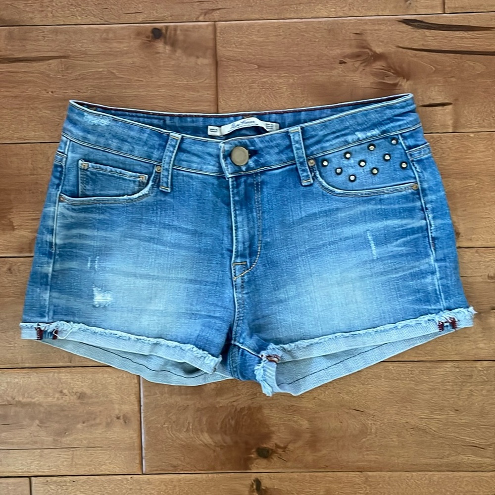 Lear’s Woman studded shorts size 2